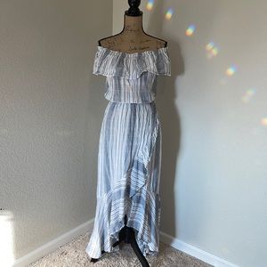 Express white and blue off the shoulder dress size LARGE